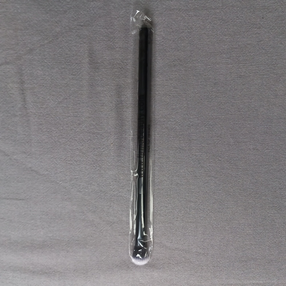 NEW ELITE FLAT OVAL BLENDING BRUSH  #201